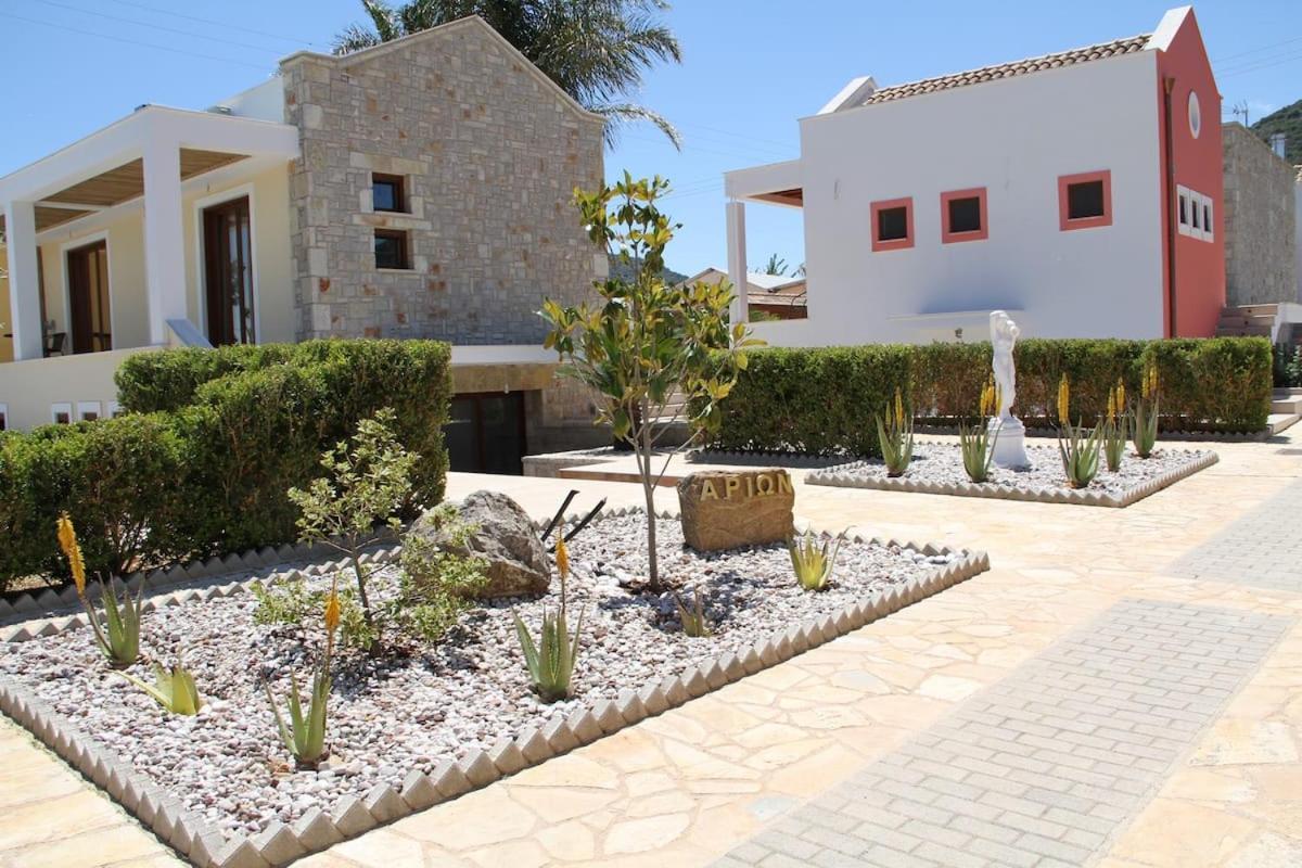 Αριων Village & Suites نافبليو المظهر الخارجي الصورة