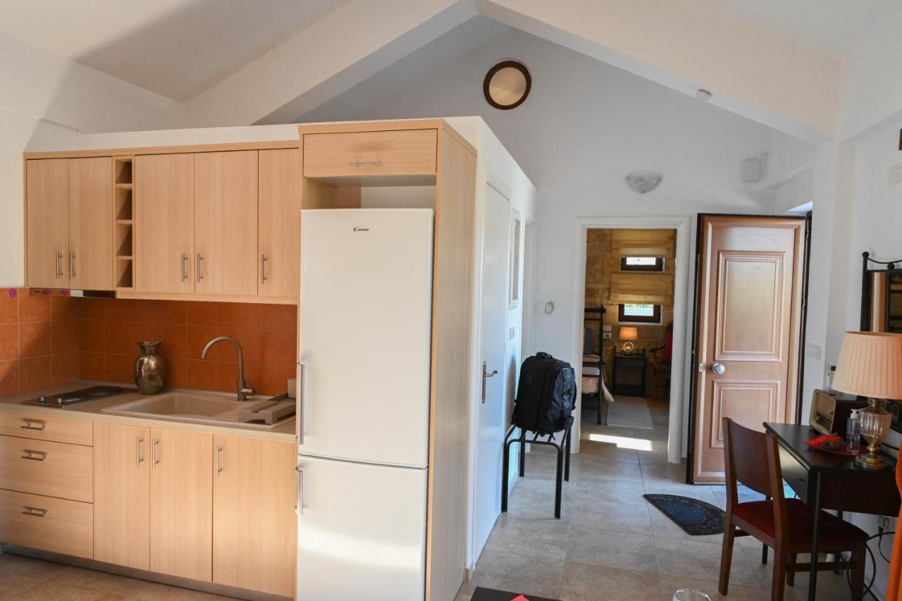 Αριων Village & Suites نافبليو المظهر الخارجي الصورة