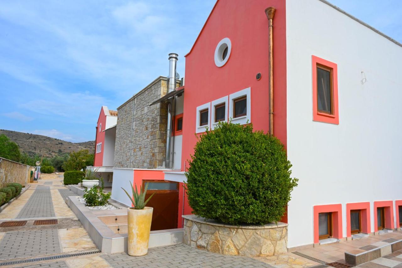 Αριων Village & Suites نافبليو المظهر الخارجي الصورة