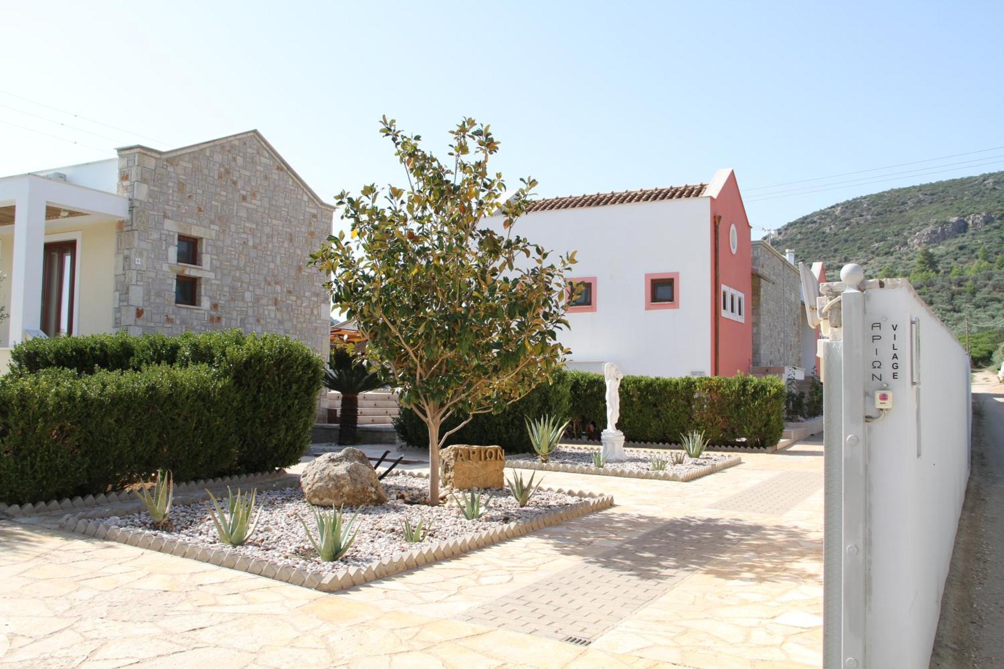 Αριων Village & Suites نافبليو المظهر الخارجي الصورة