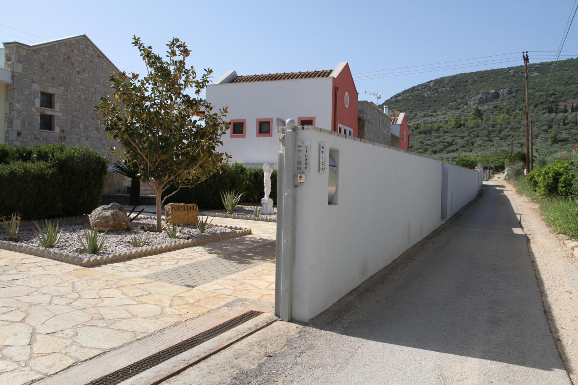 Αριων Village & Suites نافبليو المظهر الخارجي الصورة